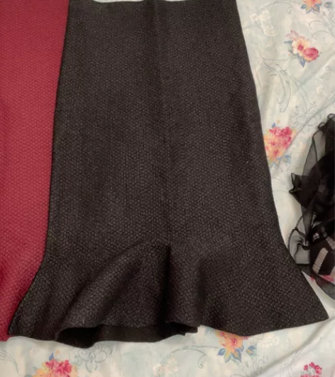 包臀黑色鱼尾裙s不退 感兴趣的话点“我想要...