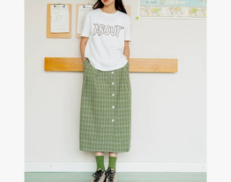 鹿与飞鸟日系学院风复古绿色格子一片式半身裙...