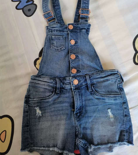 正品HM儿童背带牛仔短款牛仔裤130码  ...