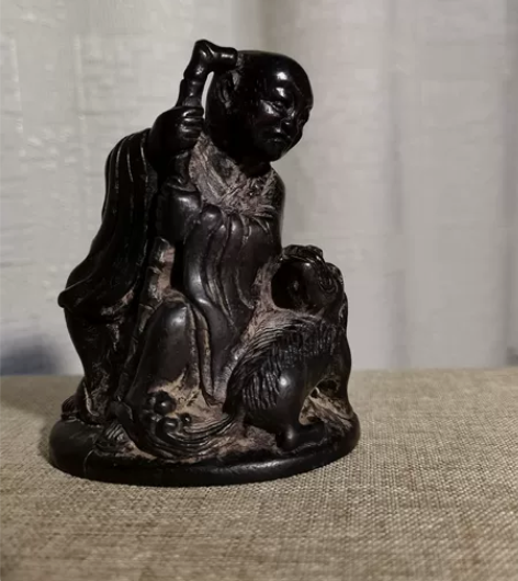 清代 狮吼罗汉木雕 小木雕神态动态都挺好，...