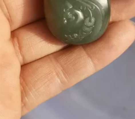 新疆和田玉，且末蓝玉雕小把件、挂件。财神和...