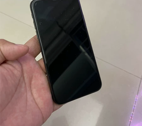 iPhone X 黑色 64g 戴壳自用，...