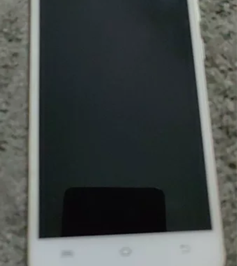 vivox5m手机保护的还算可以所有功能好...