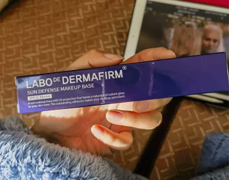 德妃紫苏隔离两支 可以单买一支 每支赠一个...