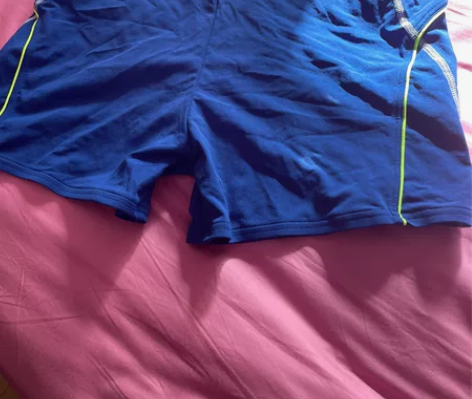 迪卡侬男士泳裤，2XL 感兴趣的话点“我想...