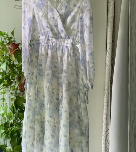 游露露家连衣裙  189购入，尺码偏大，可...