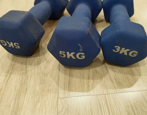 哑铃50元出 感兴趣的话点“我想要”和我私...