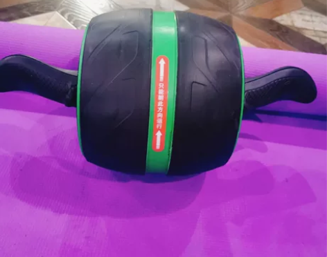 健腹轮全新,买回来没用过,有意者20元,仅...