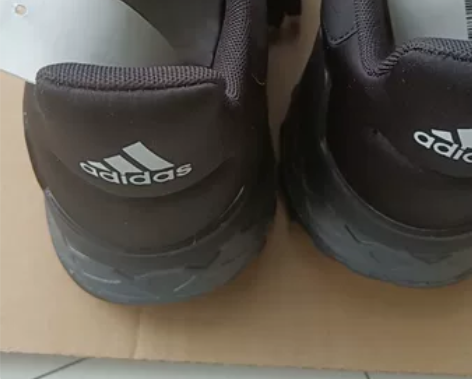 阿迪闷包拆出，FX4852，跑步运动鞋，吊...