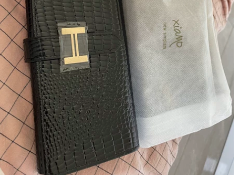 夏茉鳄鱼纹女士黑色牛皮长款钱包 全新未使用...