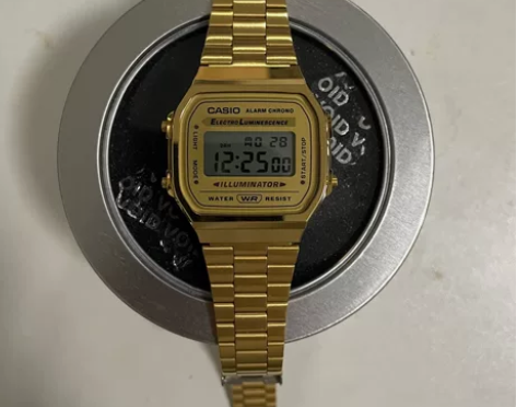 CASIO 卡西欧 经典小金表方块 得wu...