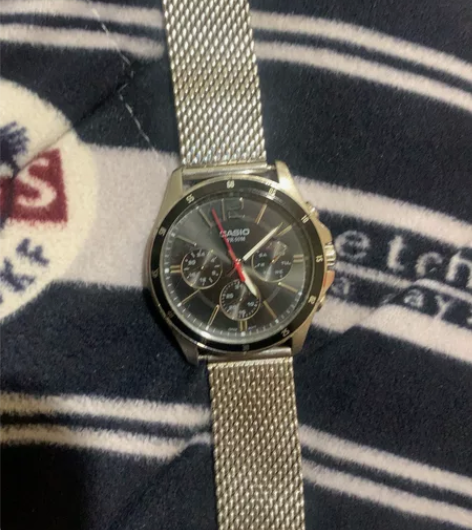 卡西欧wr50m两条表带送一颗电池 感兴趣...