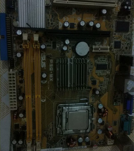 华硕P5G-MX主板带cpu 灯亮风扇转，...