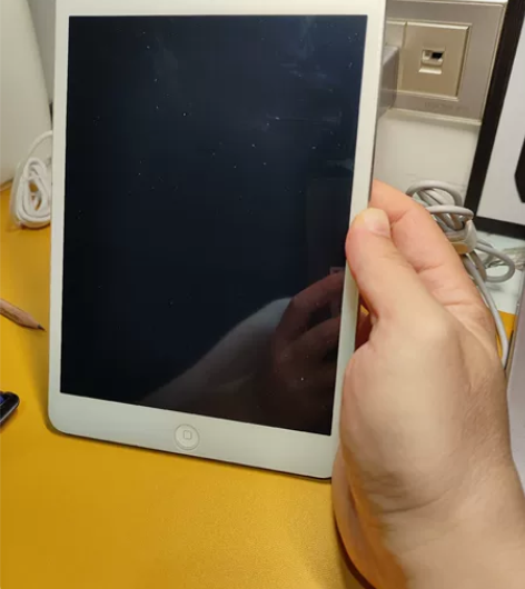 ipad mini2 自用，港版，16g ...