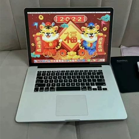 本人一手，i7第8代处理器，macbook...