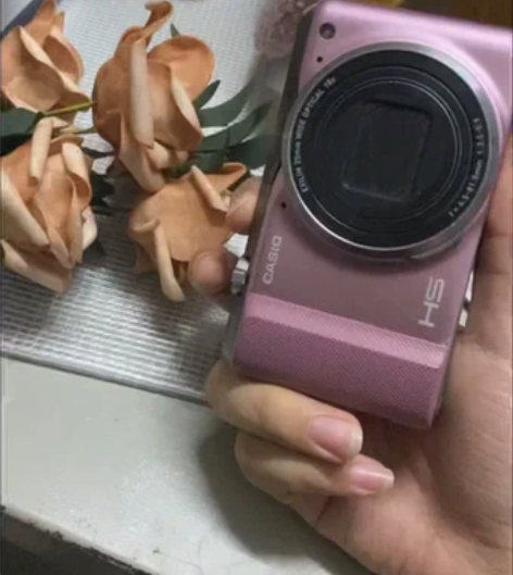 卡西欧ZR800 粉色，成色新 1800万...