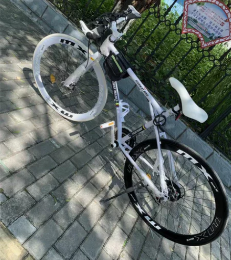 最低价,公路赛车变速自行车实心胎活飞单车直...