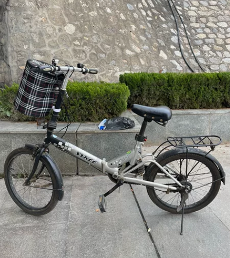 银黑色折叠自行车脚踏单车成人儿童 成色看图...