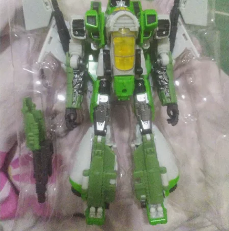 变形金刚 ss 大黄蜂外传 冲锋 关节正...