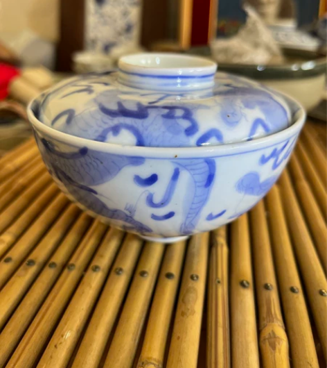 日本回流老青花过墙龙茶盖碗，画工精细，年代...