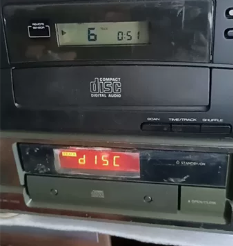 菲利普CDM4三角光头CD机，康佳品牌全新...