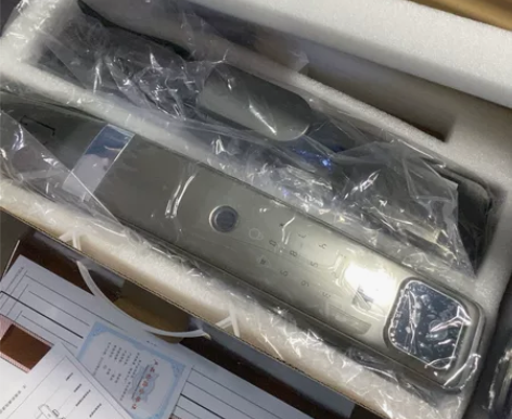 涂鸦智能门锁全新 有两把 3D人脸识别 感...