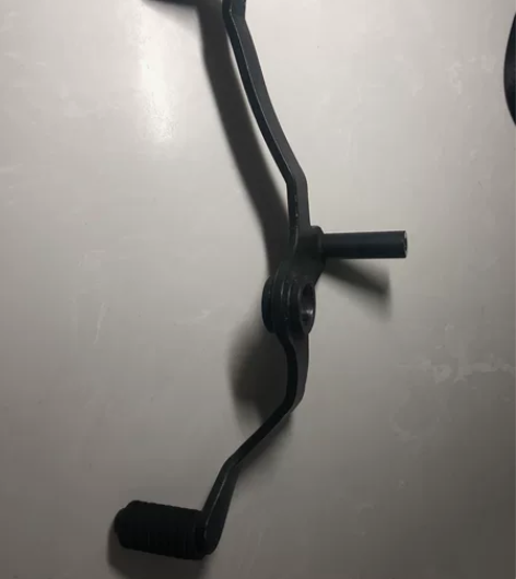 贝纳利小迅龙前后踩档杆 感兴趣的话点“我想...