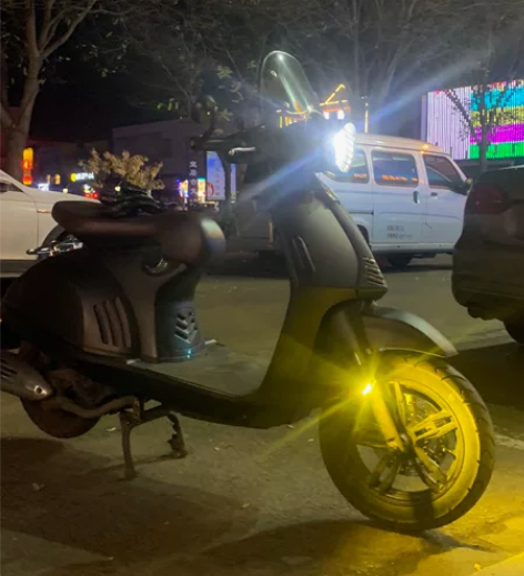 复古小踏板不到3000公里,一手户嘎嘎板正...