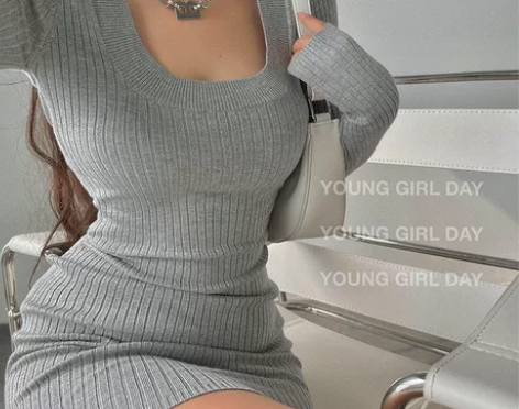 【辣妹小裙纸】性感修身针织连衣裙女低胸心机...
