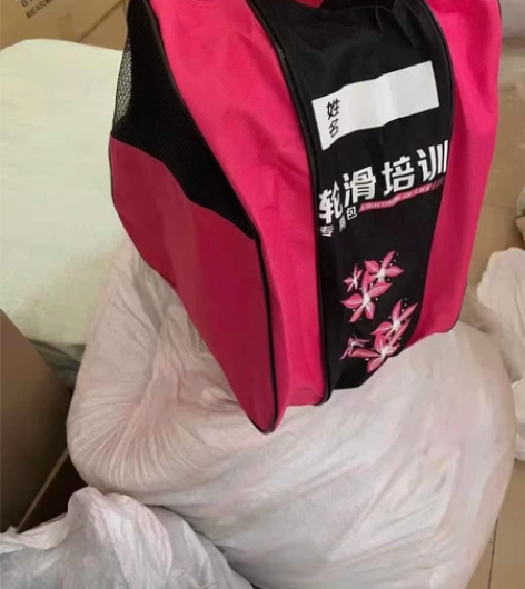 轮滑鞋儿童三层包成人溜冰鞋背包耐磨加厚旱冰...