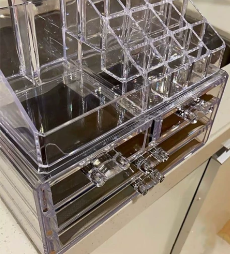 店铺倒闭塑料透明化妆品防尘网红桌面收纳盒护...