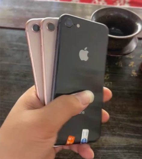 苹果8代64g全网通喜欢了解一下 感兴趣的...