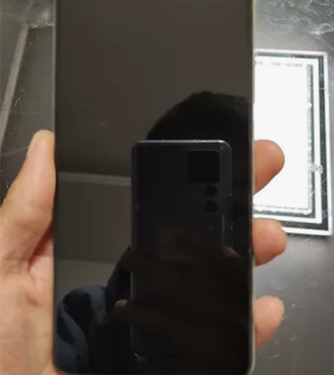 红米k40s 8+256白色自用，带个官方...