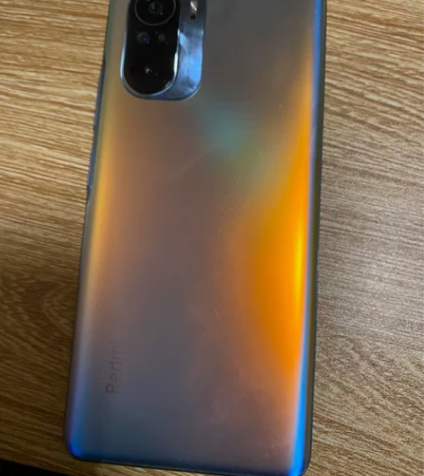 红米k40幻境色几乎全新,8+128三月份...