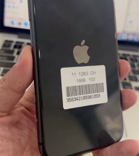国行11/128G功能正常 外观有磕碰换过...