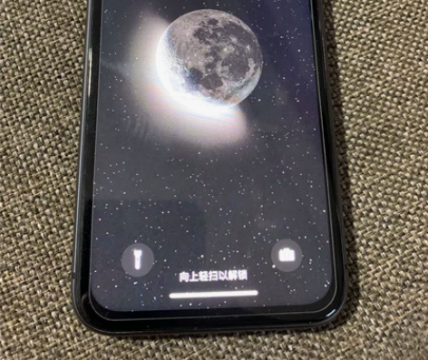 苹果11  99新 64G双卡双待换过电池...
