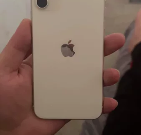 苹果11 64 功能全部正常 无暗病  成...