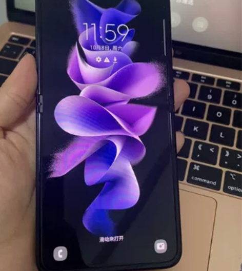 三星屏幕折叠3  屏幕有小毛病 欧版 12...