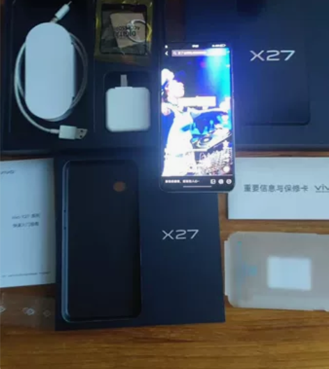 vivo x27几乎全新，屏幕指纹与升降摄...