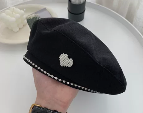 撩心辣辣~珍珠爱心水钻贝雷帽，23元包邮特...