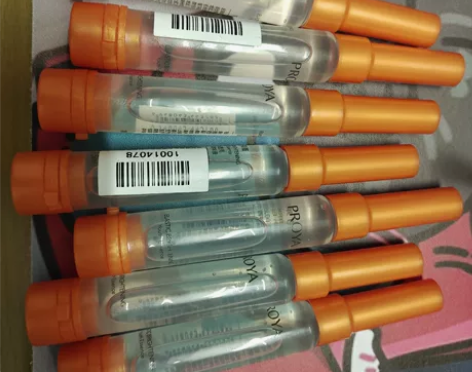 出自用的珀莱雅双抗精华7.5ml，一共七支...