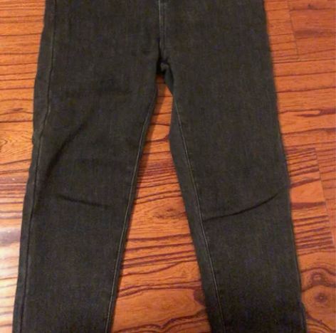 黑灰色加绒牛仔裤修身 感兴趣的话点“我想要...