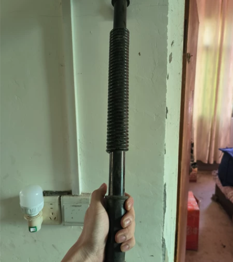 臂力器，买回来掰不动一直放着 感兴趣的话点...