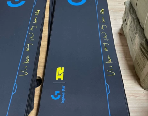 【原价49元】罗技鼠标垫大号RNG签名鼠标...