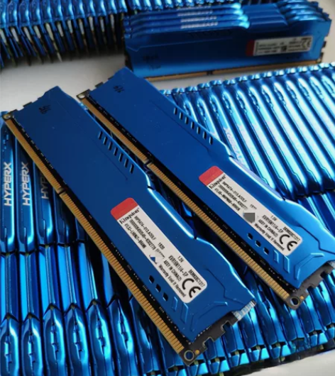 金士顿 8G DDR3 1600 台式机马...