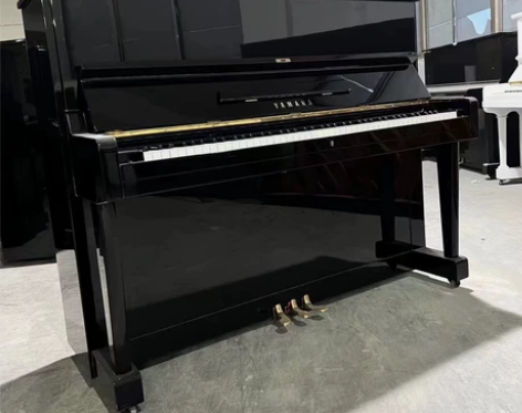 雅马哈原装进口钢琴亏本甩卖，全国发货，九五...