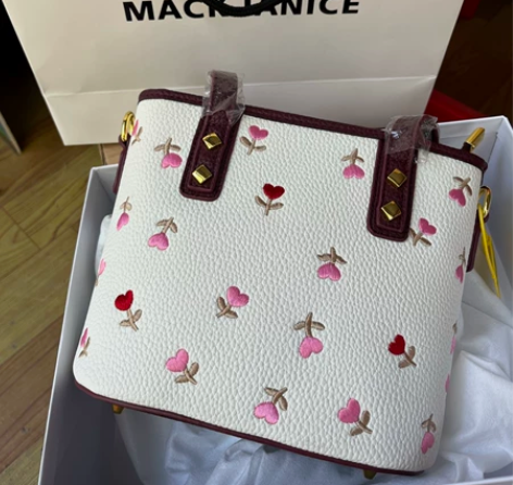 小众设计绣花菜篮子包包2022春夏新款手提...