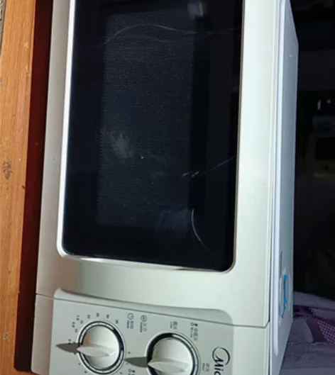 美的微波炉，型号MM721NGI－PW， ...