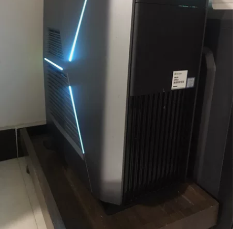 外星人Aurora R8台式主机 水冷主机...