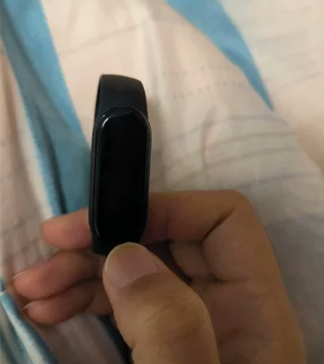 小米手环5NFC版，放久了，电池不耐用，一...